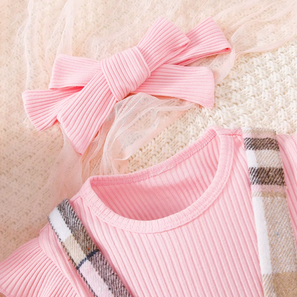 Douceur Printanière : L'Ensemble Rose et sa Robe Chasuble Décontractée
